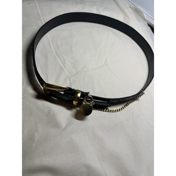 Genuine Original from Italy.  Black  Leather Croc with Gold Buckle lock Belt - Picture 3 of 7